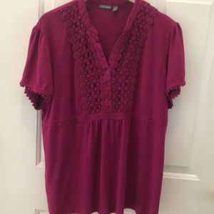 Short sleeve top with lace details 2x Apt. 9